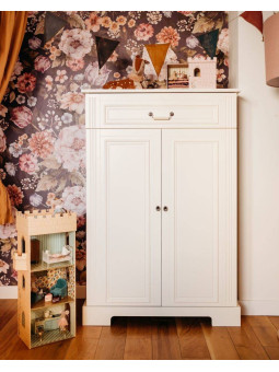 Classic style cabinet for children's bedroom in white wood with large drawers Ines collection by BellAmy