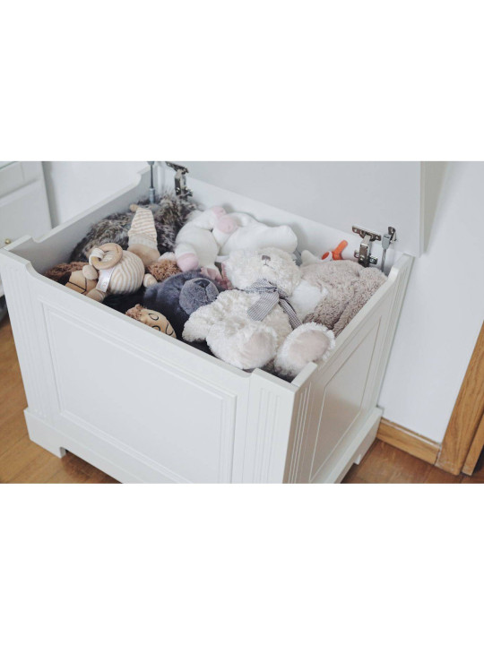 Toy container for children's bedrooms in neutral white wood with a classic style from the Ines collection by BellAmy