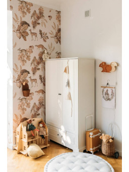 Armadio guardaroba a due ante per la cameretta dei bambini in legno bianco dallo stile classico collezione Ines by BellAmy