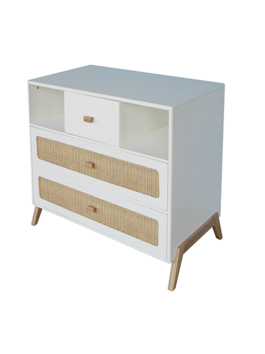 Children's chest of drawers with changing table in rattan with solid wood details model Marélia by Théo Bébé