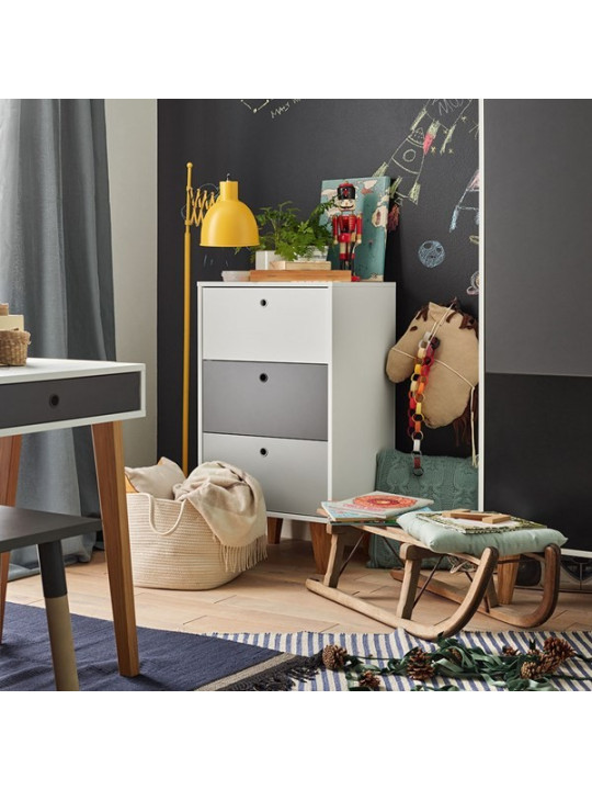 Tall and narrow chest of drawers for the children's bedroom in wood with white, graphite and gray drawers