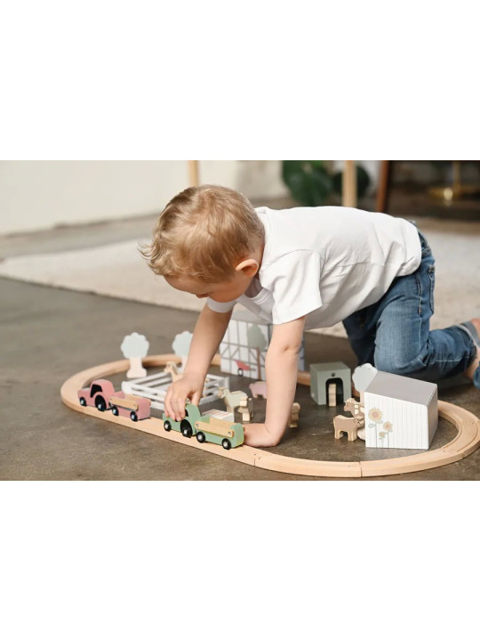 Wooden Farm with roads, vehicles and animals for children starting from 2 years old by Jabadabado