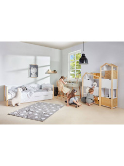 Montessori bookcase for children's bedroom in the shape of a wooden house Manhattan by BellAmy