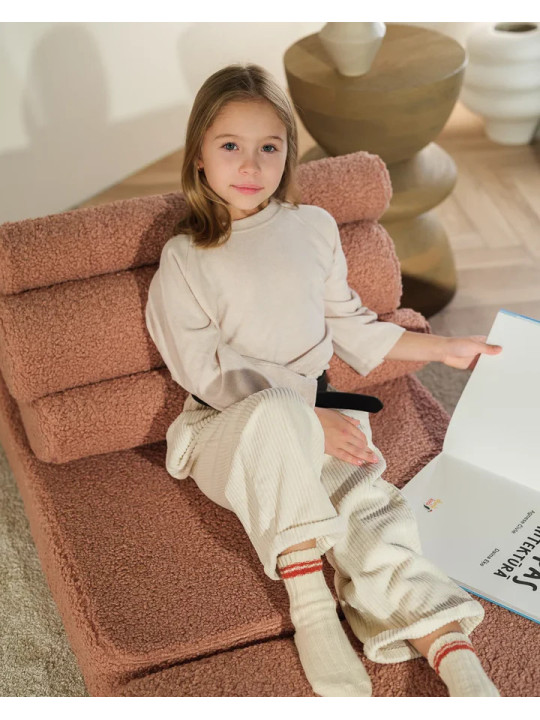 Set divano modulare in schiuma per bambini con rivestimento sfoderabile in tessuto teddy rosa guava Flipster by Wigiwama