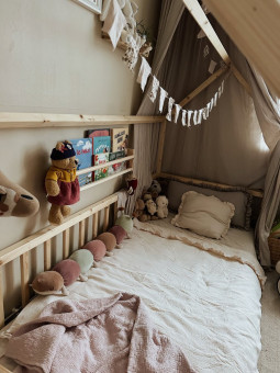 Hut Floor Bed in Pine Wood - Nature King