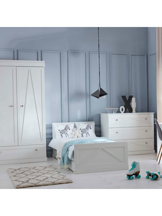 Wardrobe for the Children's Bedroom in white MDF