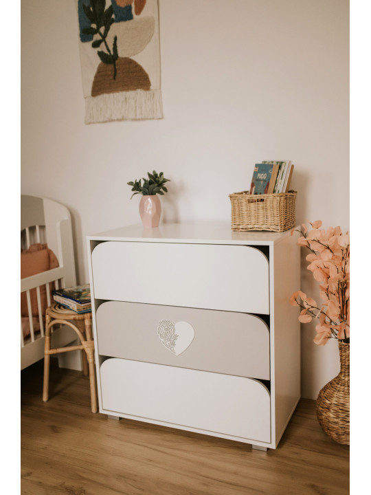 NEL Heart Chest of Drawers with Changing Table - Little Sky