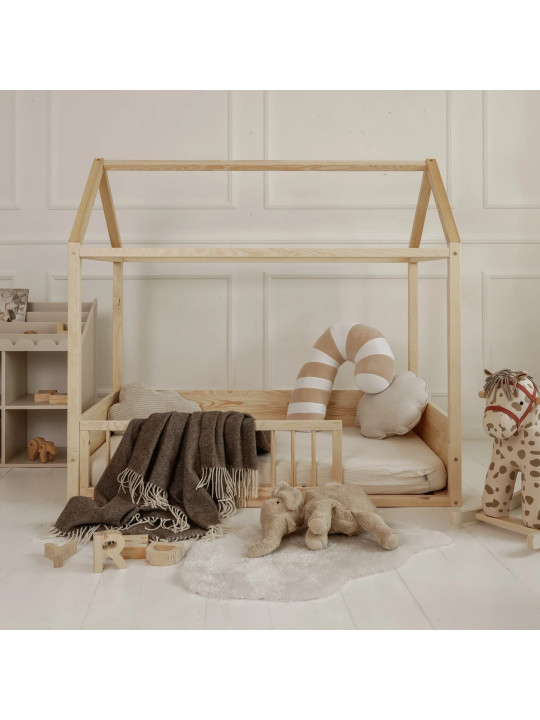 Lettino a capanna montessoriano Wood Nest con spondina - BellAmy