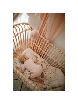 Frederick cot for children and babies in rattan with handmade leather laces - Bermbach